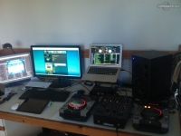 Frakke-s-DJ-Booth-Jul-12